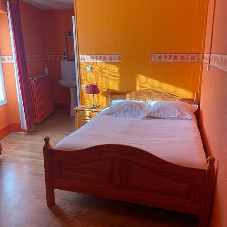 L'Hotel Du Mouton Blanc Fresne-Saint-Mames Εξωτερικό φωτογραφία